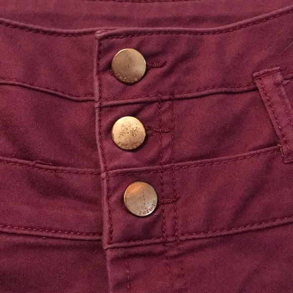 Shorts- High Waisted - Picture 2 of 3